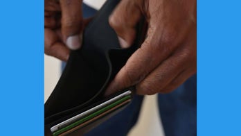 Don't keep these important items in your wallet 