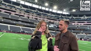 Alexa PenaVega says her husband used to get jealous of her love scenes - Fox News