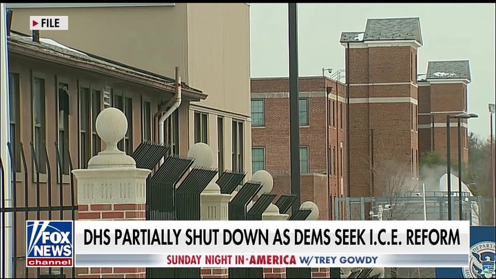 Sen John Kennedy says he would ‘accept Democrats’ offer’ to open everything but ICE