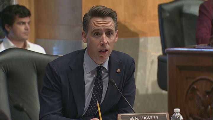 Josh Hawley grills former Twitter executive