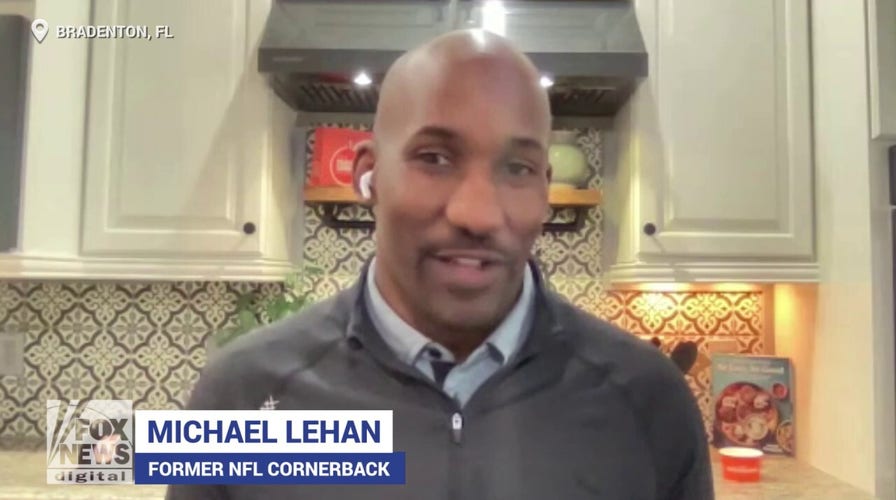 Ex-NFL player favors food and family, says peach cobbler