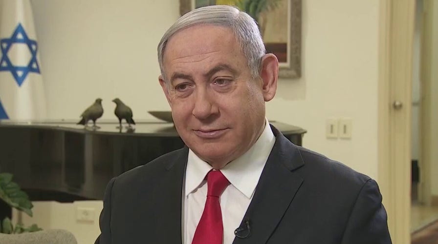 Benjamin Netanyahu calls Benny Gantz's public support of Trump's Mideast peace plan 'one big con job'