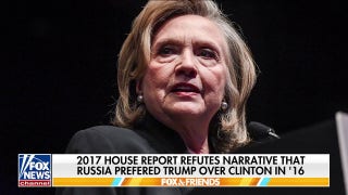 Hillary Clinton aide dismisses Tulsi Gabbard's claims as 'ridiculous'
