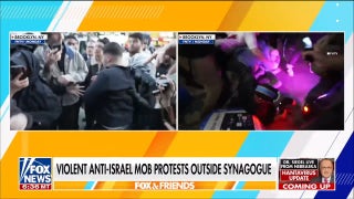 Violent anti-Israel mob protests outside Brooklyn synagogue
