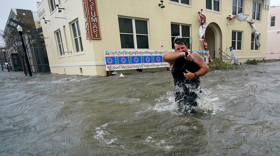 Strong winds cause destruction as Hurricane Sally moves across Gulf states