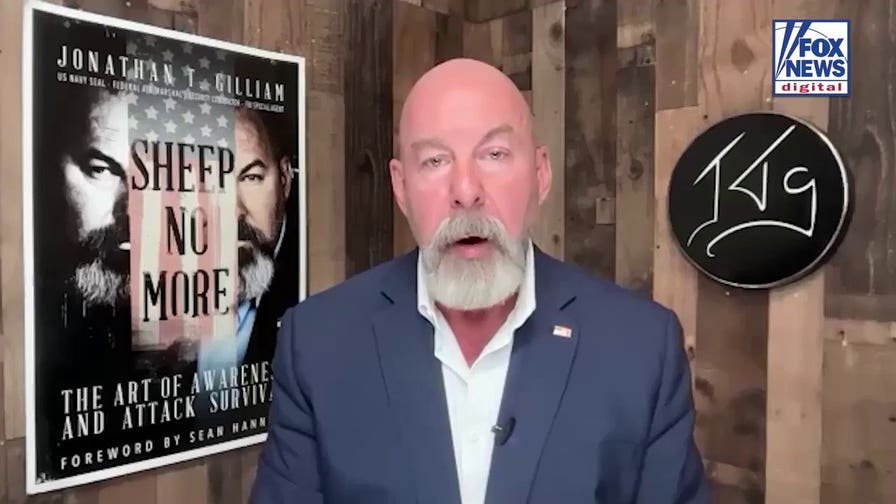 Trump shooter was 'spiraling' into a manic state before attack, former FBI agent says