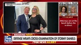 Stormy Daniels takes picture with her attorney before judge bans photography
