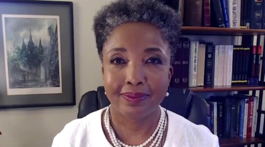 Former professor reacts to NYC psychiatrist telling Yale audience she fantasizes about shooting White people in head