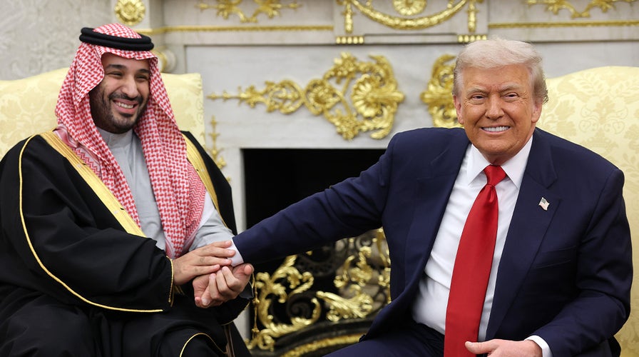  President Trump and archetypal  woman  Melania Trump big   Saudi Crown Prince Mohammed bin Salman
