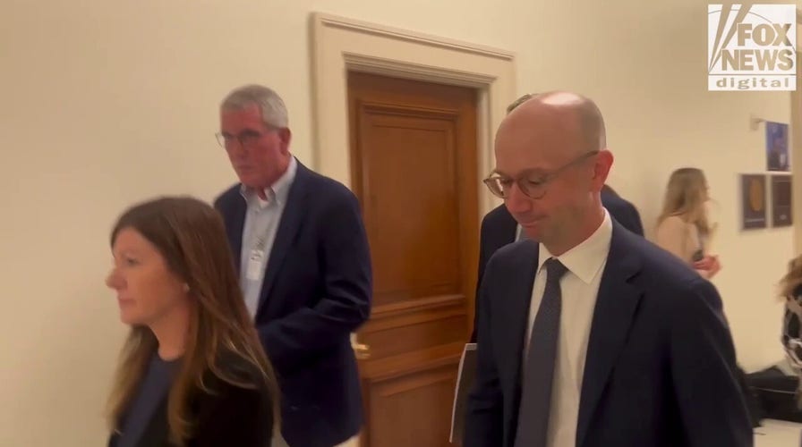 Ex-Biden spokesman Ian Sams ignores reporters ahead of House Oversight grilling