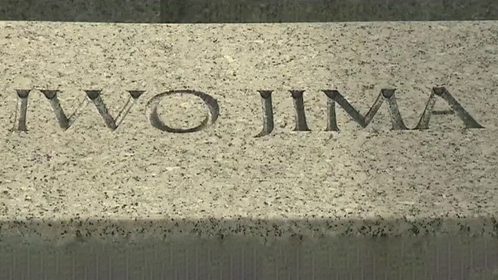 Iwo Jima veterans honored at World War II memorial