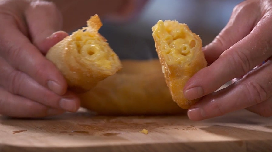 Steve Doocy cooks Sean's mac and cheese rolls