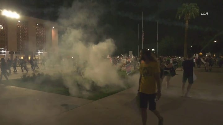 Arizona abortion protesters dispersed with tear gas