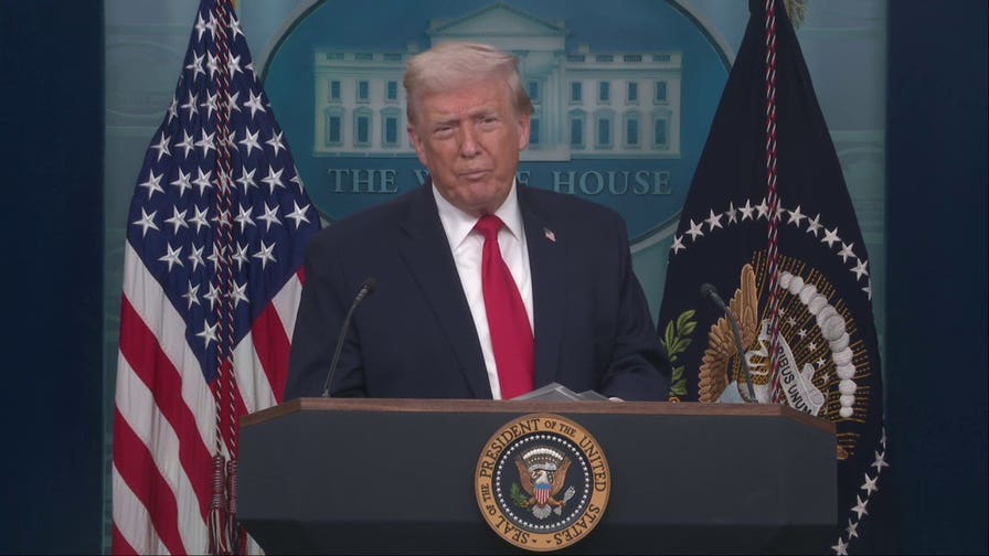 WATCH: Trump rips Ilhan Omar's net worth while discussing rampant fraud among Somali community in Minnesota