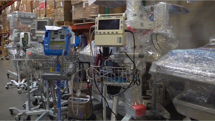 U.S. non-profit shipping medical supplies to Ukraine, but faces logistics complications 