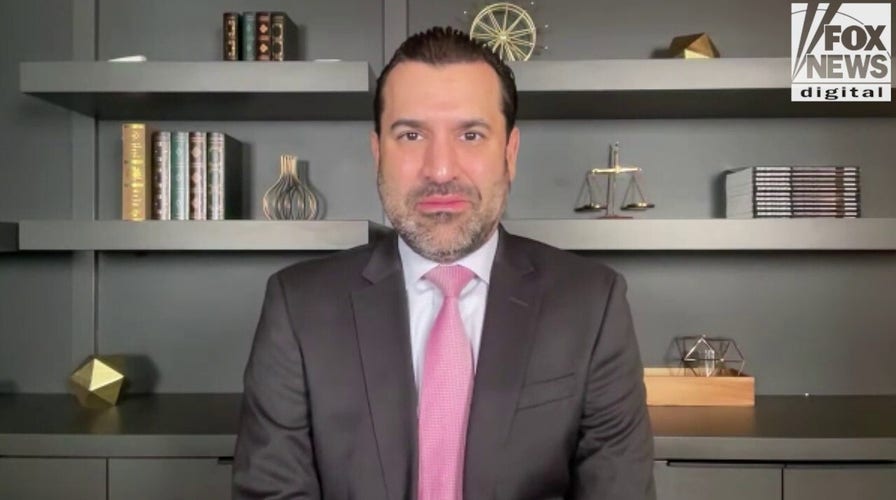 Decades aft  Laci Peterson’s murder, ineligible  adept  says Scott Peterson’s condemnation  inactive  holds