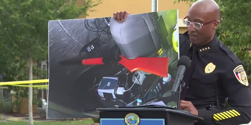 Kissimmee Police Shoot Man Pointing BB Gun Near Shopping Center