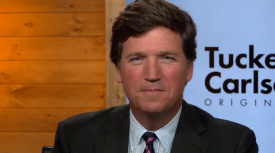 Tucker calls out 'appalling' double standard in illegal immigration