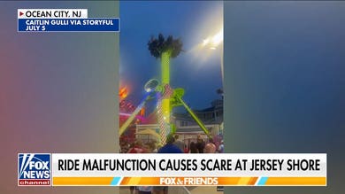 Jersey Shore ride malfunction leaves riders stuck upside down