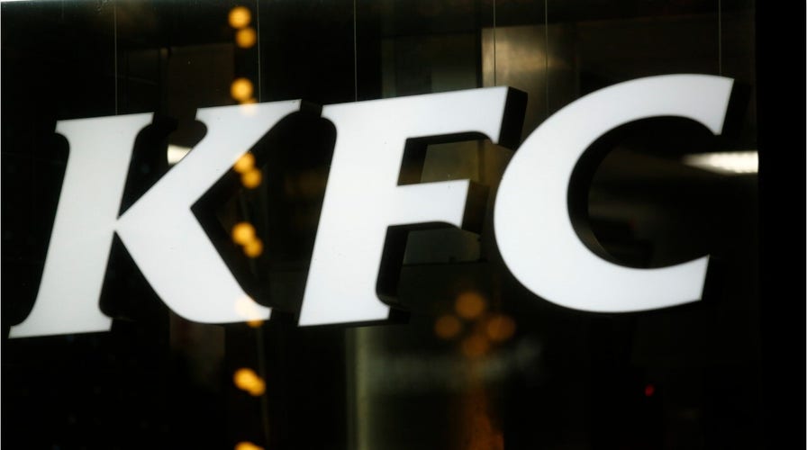 Agitated KFC customer in Wisconsin throws chicken, mashed potatoes at manager's head