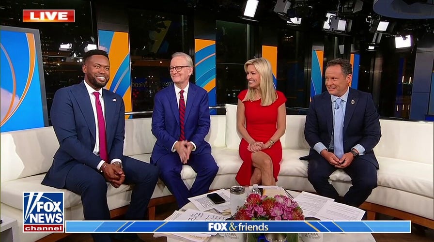 Lawrence Jones kicks off first morning as 'Fox & Friends' co-host
