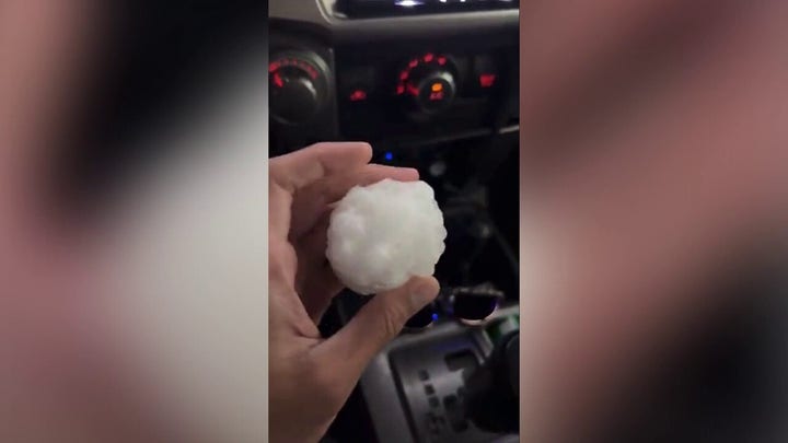 Golf ball-sized hail hit Oklahoma amid tornado