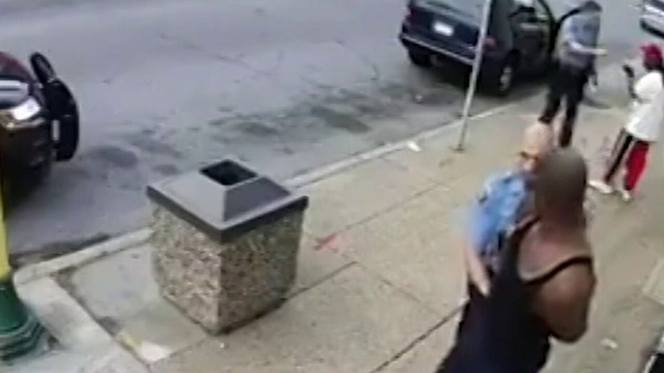 Bernie Kerik says George Floyd's arrest defies logic, common sense, police training and procedure