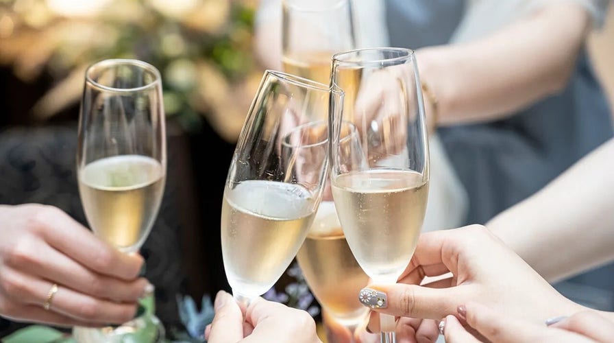 Las elecciones "arruinan" las bodas de otoño y las parejas piden la prohibición del alcohol para evitar peleas políticas