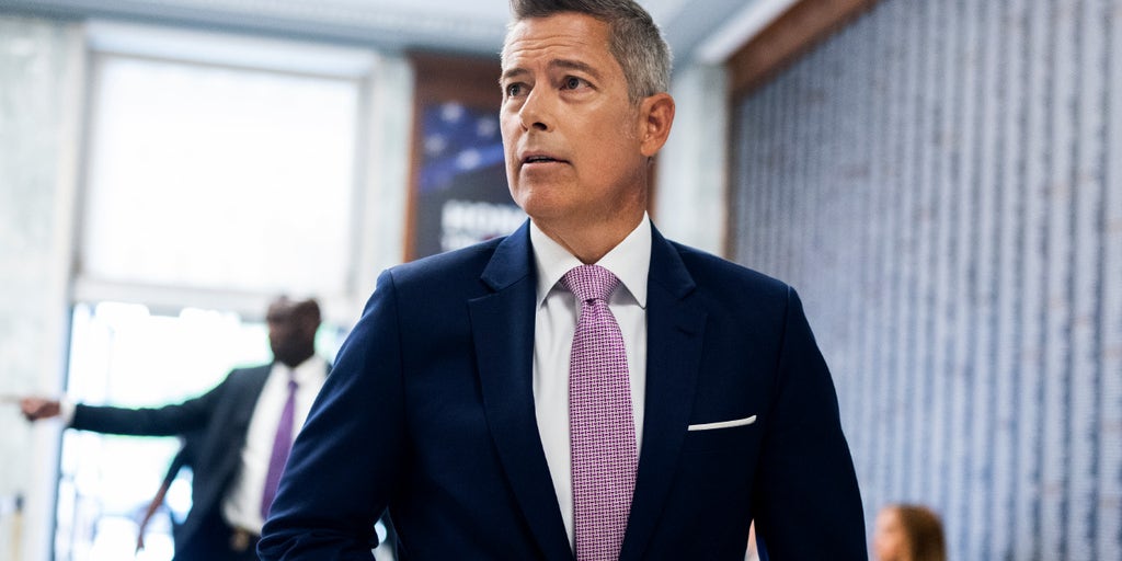 WATCH LIVE: Transportation Secretary Sean Duffy debuts Amtrak’s Freedom 250 Acela train