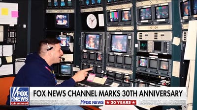 Original Fox News employees reflect on 'chaotic' network launch 30 years ago