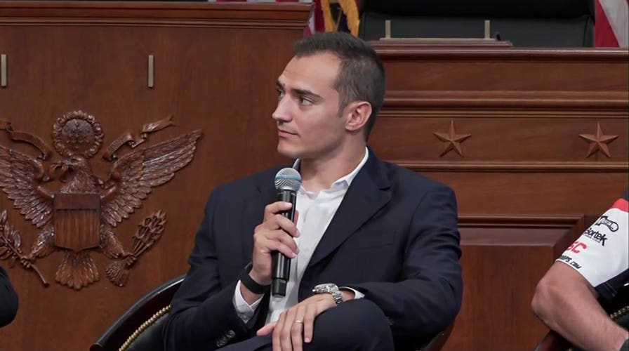 IndyCar star Alex Palou reflects on 'incredible' White House, Oval Office visit