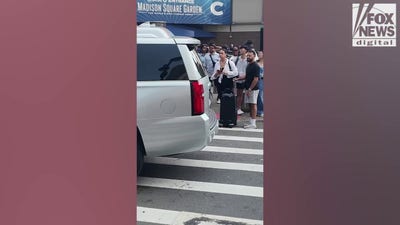 Taylor Swift's car arrives to Madison Square Garden for reported wedding