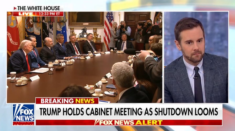 Trump holds Cabinet meeting as shutdown looms
