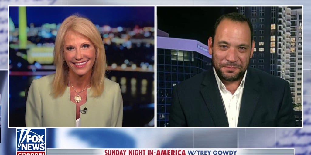 Kamala Harris has a 'very difficult time' attracting male voters: Kellyanne Conway