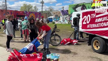 MIRAC members get ready for May Day march in Minneapolis