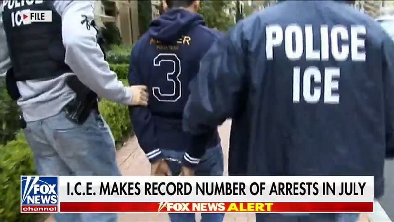 Federal judge blocks New York law requiring ICE agents to wear ID