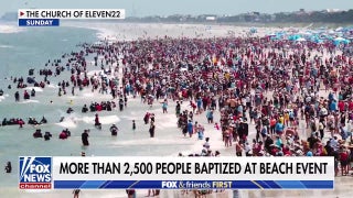 Florida beach baptism event draws thousands