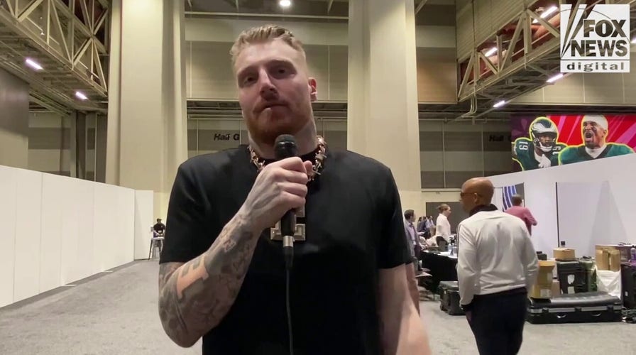 Raiders' Maxx Crosby dishes on relationship with Trump