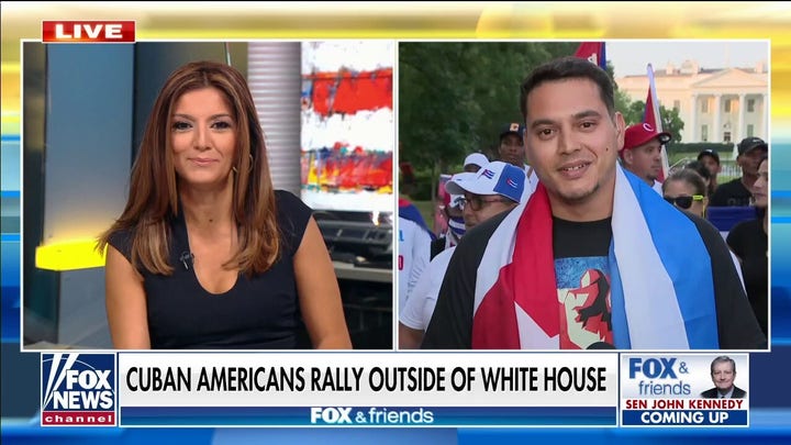 Cuban-Americans rally outside of White House