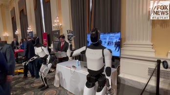 Tesla robots featured at Capitol Hill robotics event