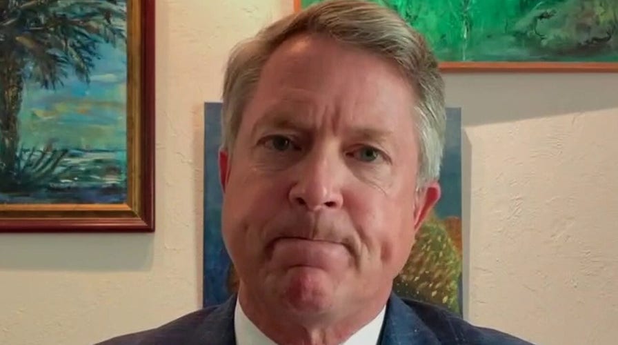 Sen. Marshall on investigating COVID-19 origins: US, other countries need to 'shame' China