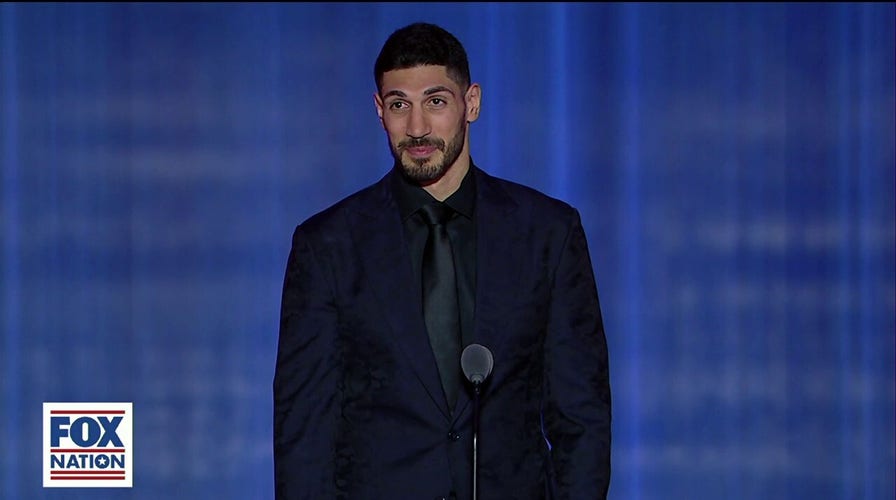 Enes Kanter Freedom gets standing ovation, awarded 'Most Valuable Patriot' at Fox Nation's