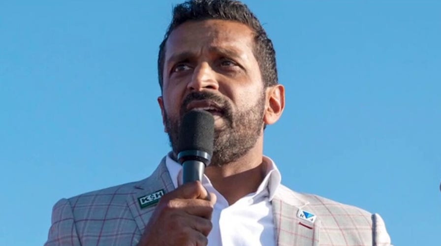  Kash Patel será "absolutamente transparente" como director FBI , afirma el senador Josh Hawley