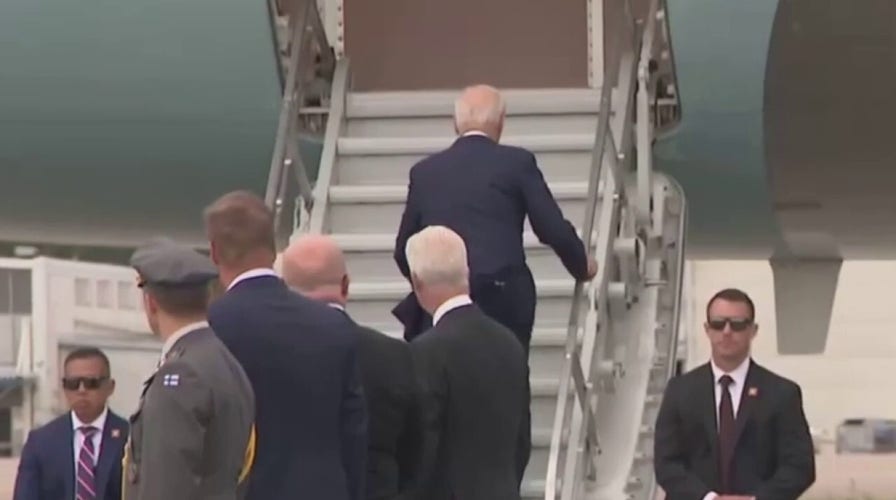 Biden stumbles on steps on Air Force One stairs