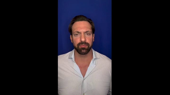 Pro wrestling star Aron Stevens remembers Hulk Hogan