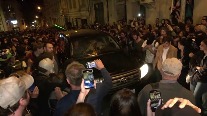 WATCH: Protesters take to the streets as Georgia parliament advances 'foreign agent' bill