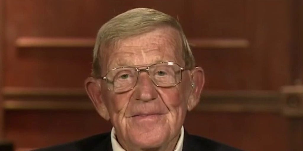 Lou Holtz On What To Expect From College Football During COVID Pandemic   Image 