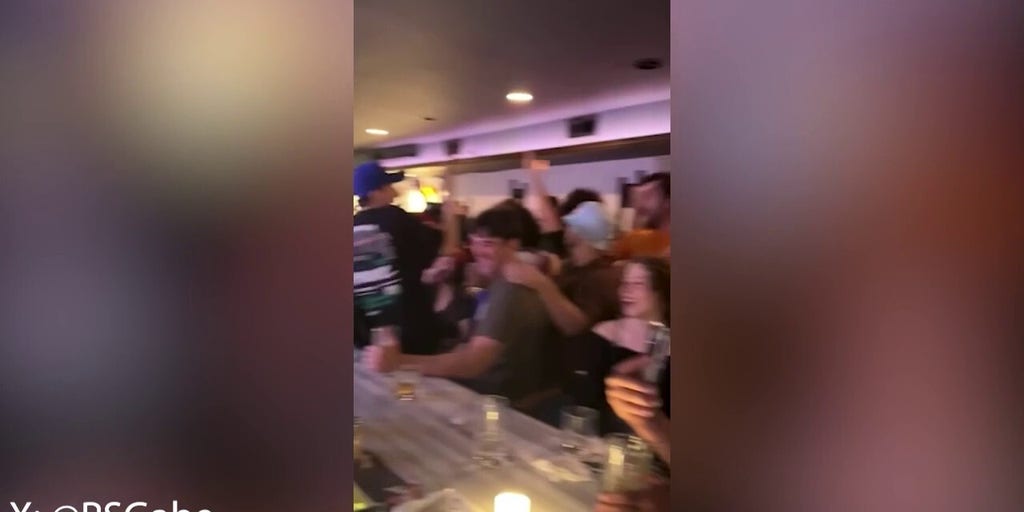 Knicks fans celebrate team's exhilarating win in Game 2 of NBA Finals