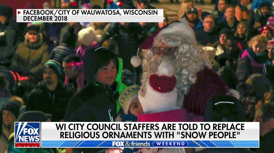 Purported email obtained by Wisconsin media outlet discusses holiday decorations in public buildings