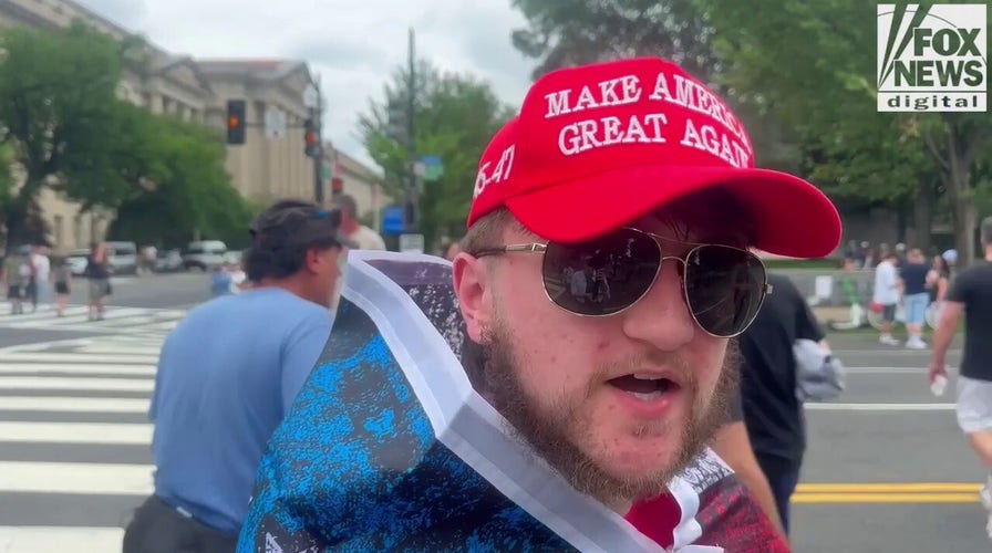Trump supporters flocking to Washington for historic military parade brush off protester concerns